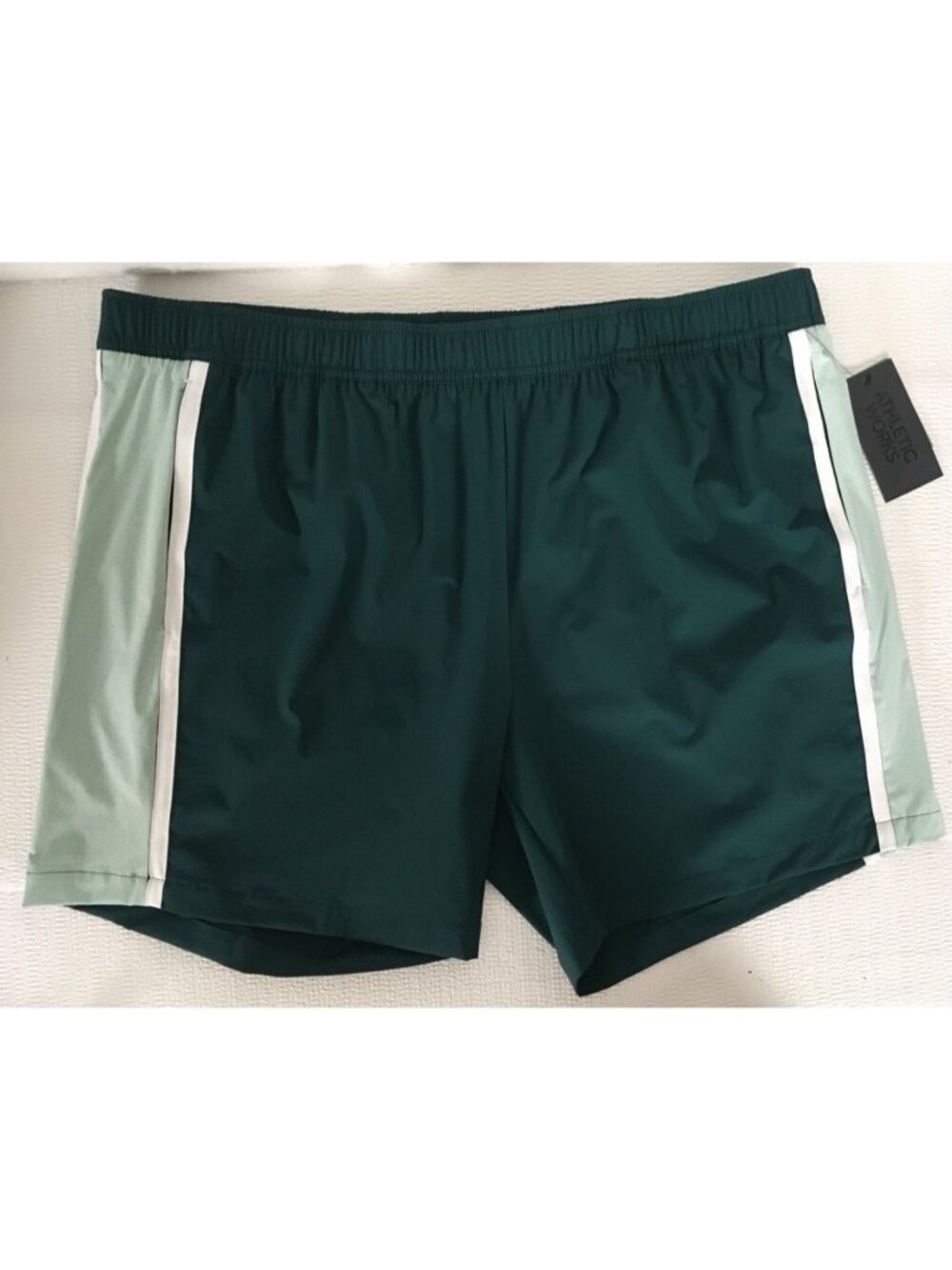 Athletic Works Court Shorts Size M 32 to 34 Dri Works Moisture Wicking Green New